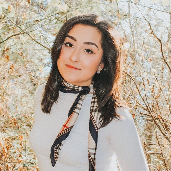 Meet your Posher, Janaya - Picture 1 of 1